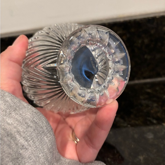 Marquis by Waterford Small Crystal Cut Scalloped Bowl/Tealight Holder - Picture 4 of 6